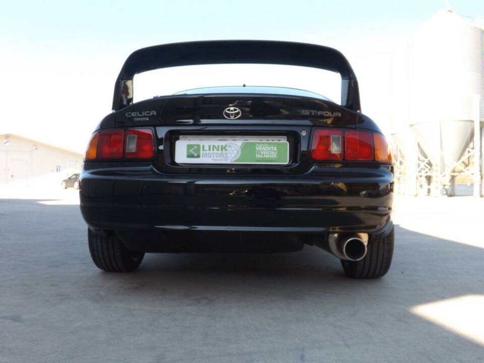 Image 38/50 de Toyota Celica GT-Four (1996)