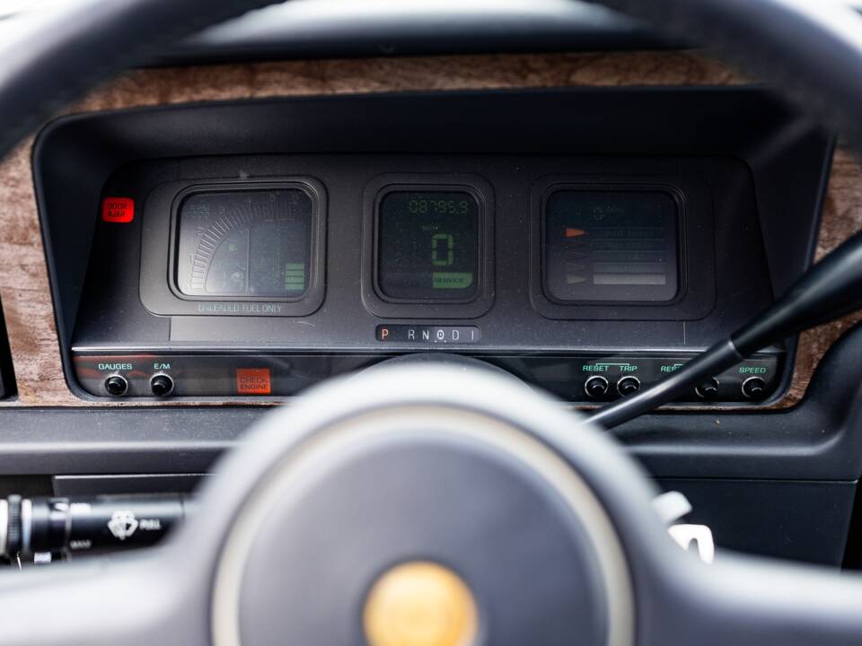 Image 30/50 of CMC Tiffany (1988)