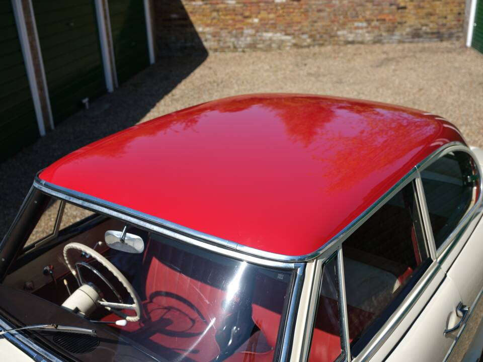 Immagine 21/50 di Borgward Isabella TS (1961)