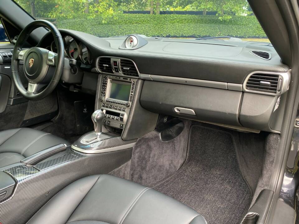 Immagine 15/19 di Porsche 911 Targa 4S (2008)