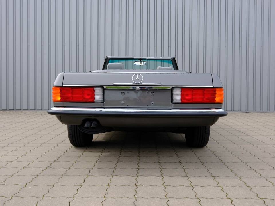 Image 67/97 de Mercedes-Benz 560 SL (1987)