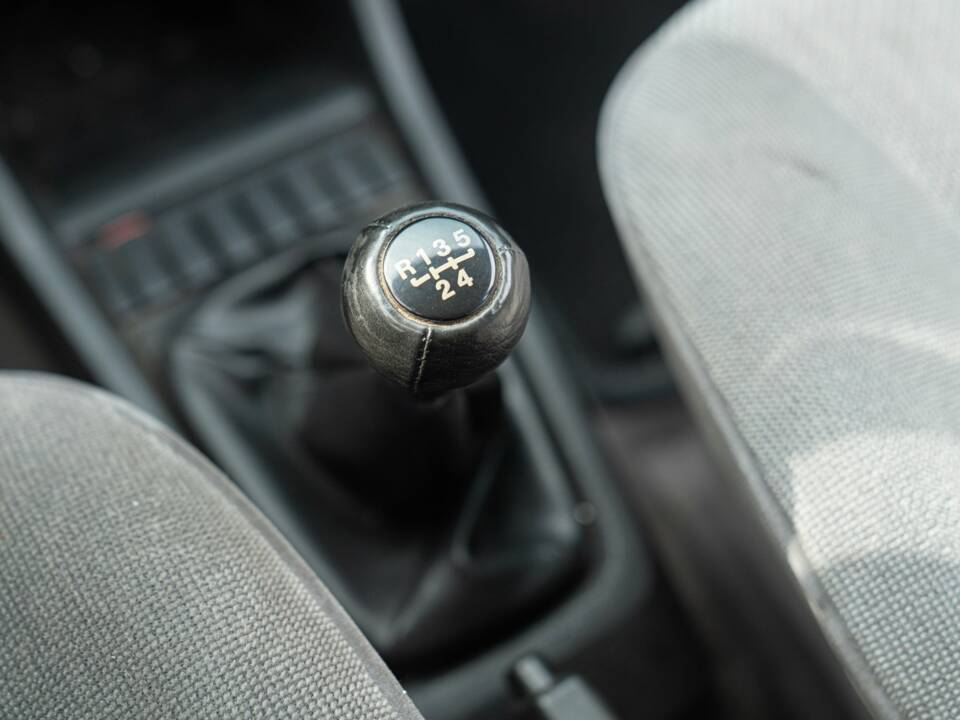 Image 30/42 de Volkswagen Golf Mk I 1.6 (1983)