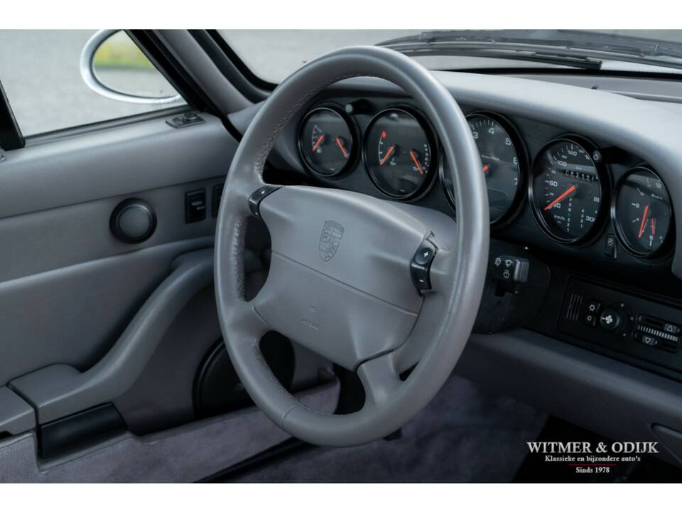 Image 9/26 of Porsche 911 Carrera (1997)