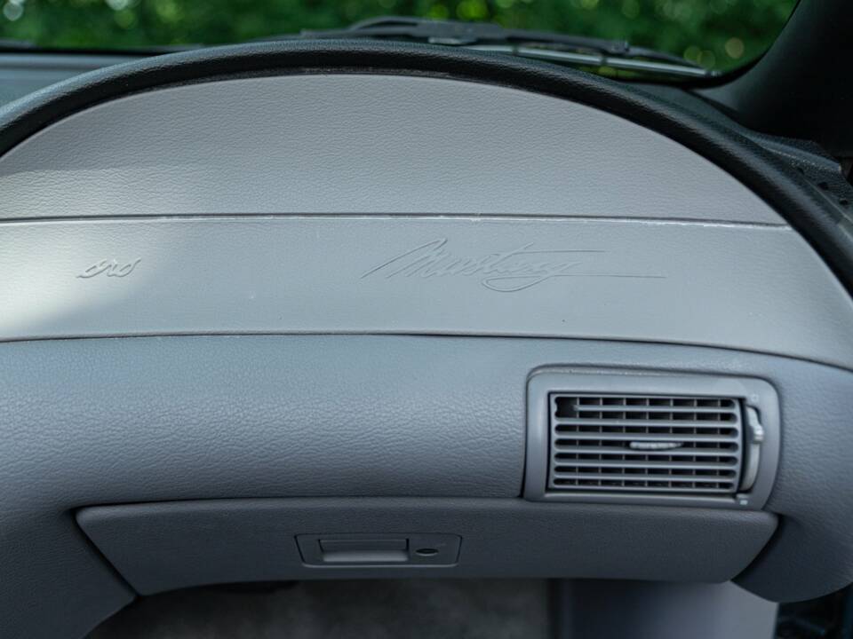 Image 43/50 of Ford Mustang (1994)