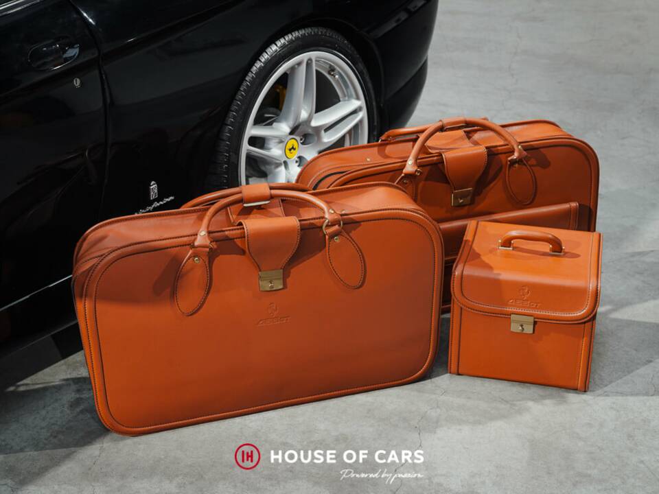 Image 14/25 de Ferrari 456 GT (1994)