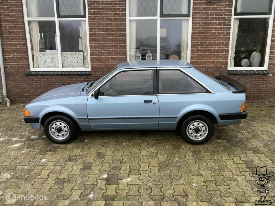 Bild 4/42 von Ford Escort 1.6 (1983)