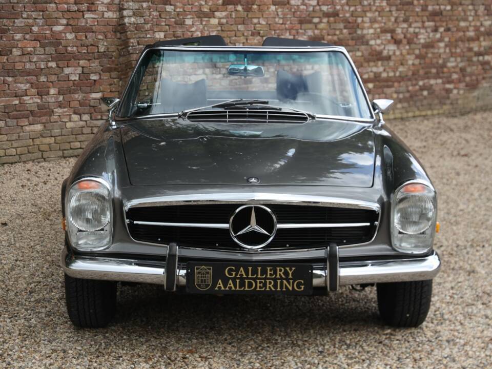 Bild 45/50 von Mercedes-Benz 280 SL (1971)