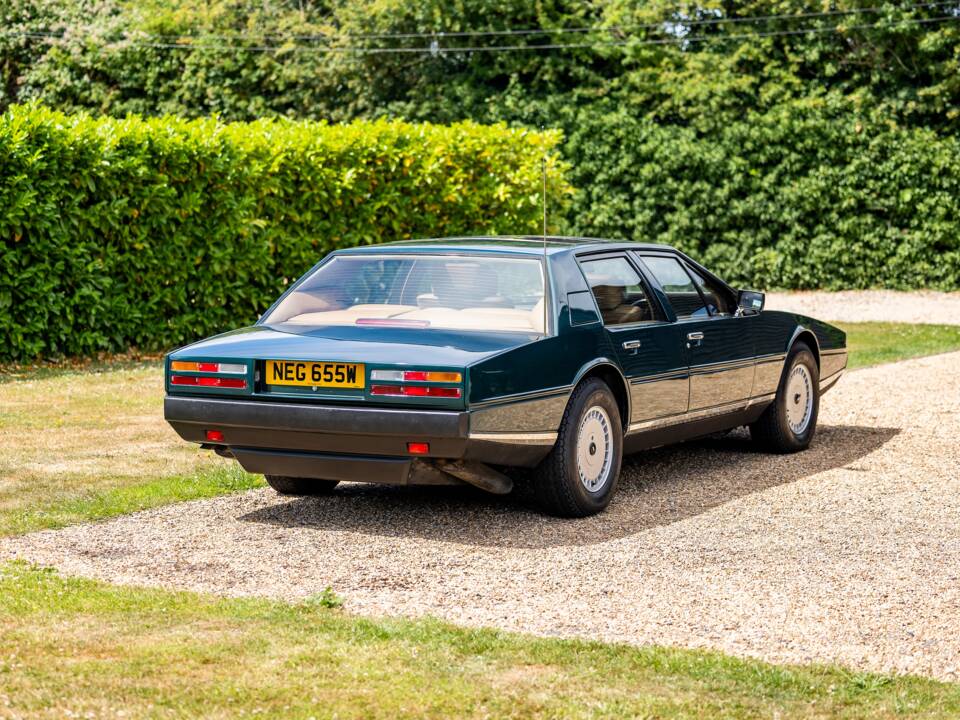 Immagine 23/38 di Aston Martin Lagonda (1981)