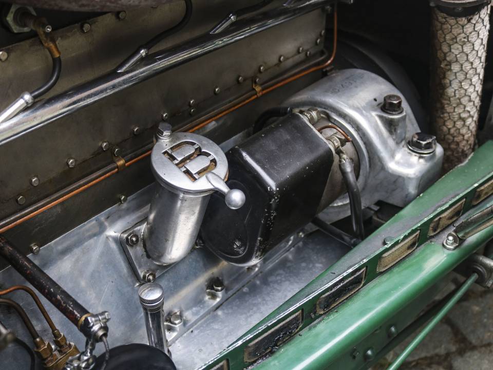 Image 24/50 of Bentley 4 1&#x2F;2 Litre (1936)