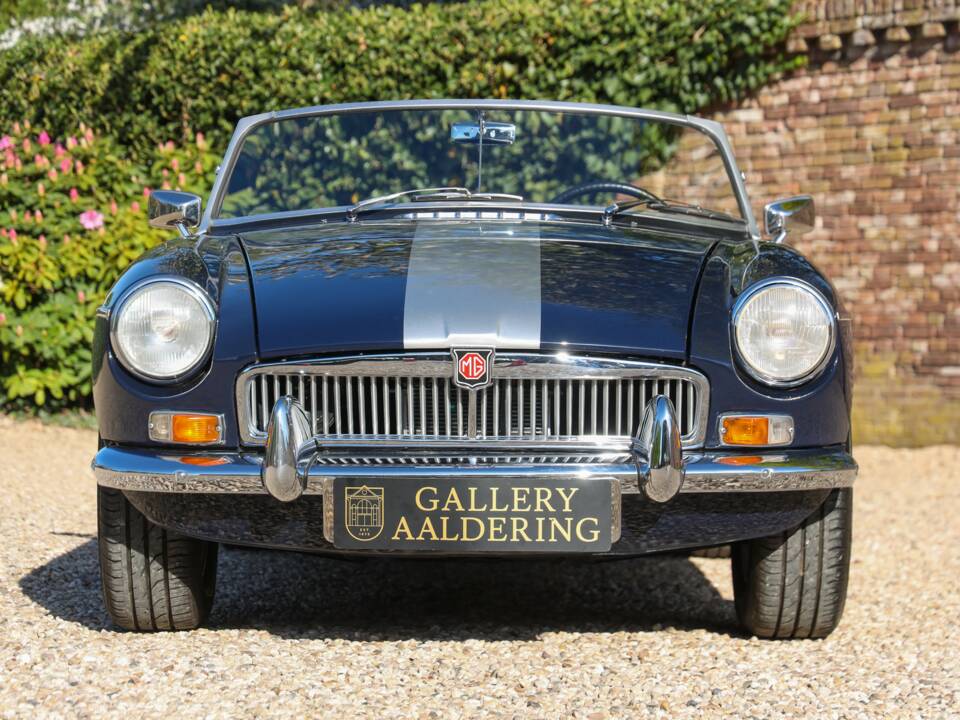 Image 5/50 de MG MGB (1966)