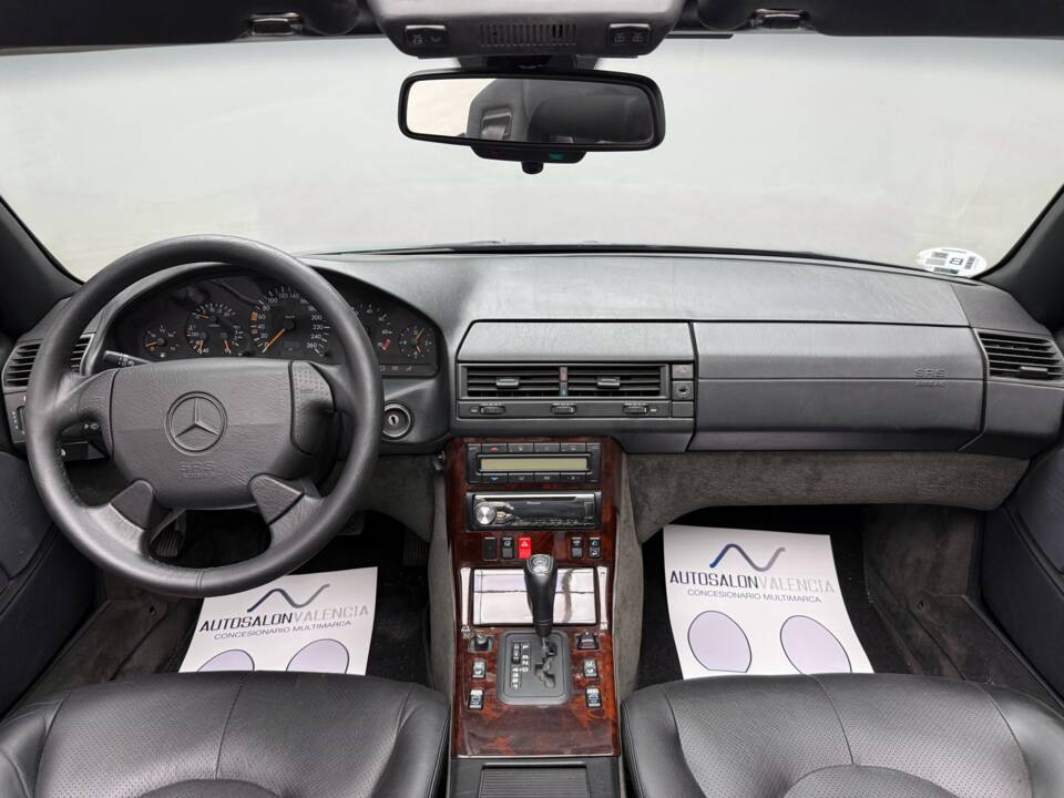 Bild 15/27 von Mercedes-Benz SL 320 (1997)