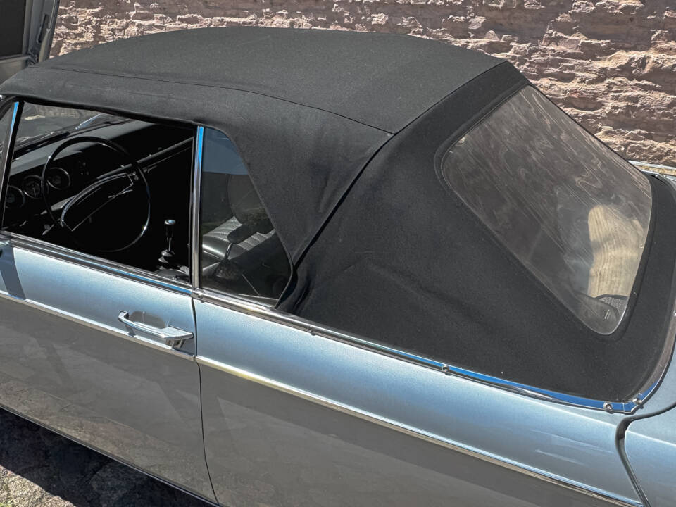 Imagen 32/64 de BMW 2002 Convertible (1971)