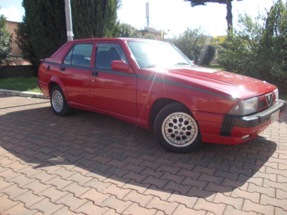 Image 1/51 of Alfa Romeo 75 1.8 Turbo (1991)