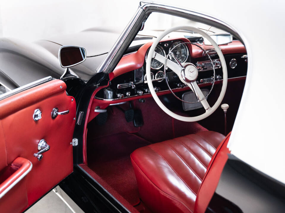 Immagine 7/36 di Mercedes-Benz 190 SL (1957)