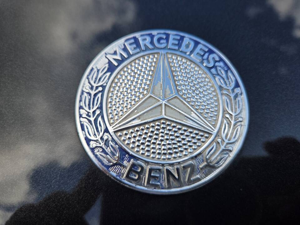 Afbeelding 31/31 van Mercedes-Benz 560 SEC (1991)
