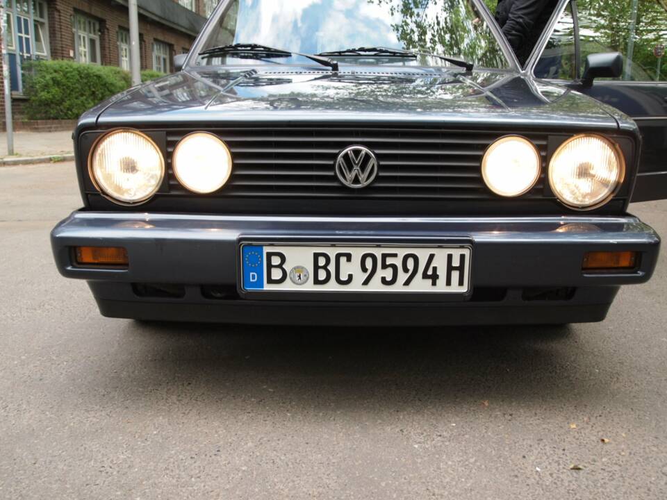 Image 70/148 of Volkswagen Golf Mk I Convertible 1.6 (1988)