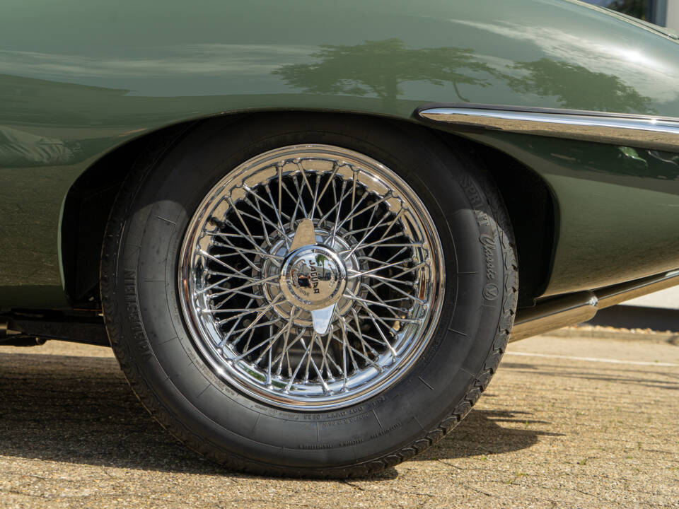 Afbeelding 10/33 van Jaguar E-Type 4.2 (1967)