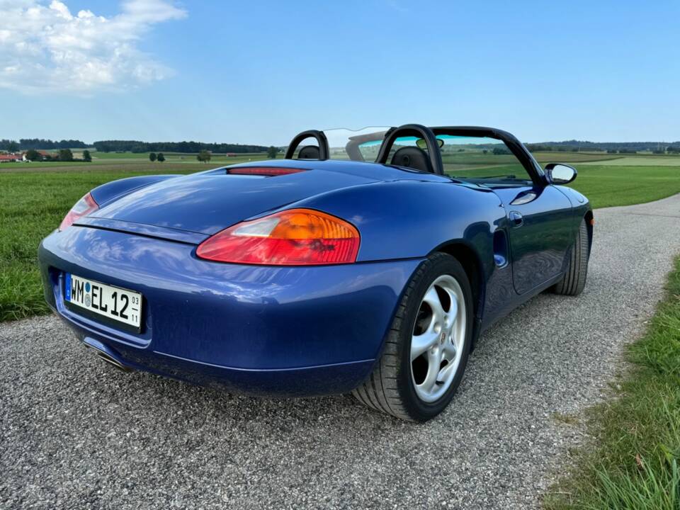 Image 7/10 of Porsche Boxster (1997)