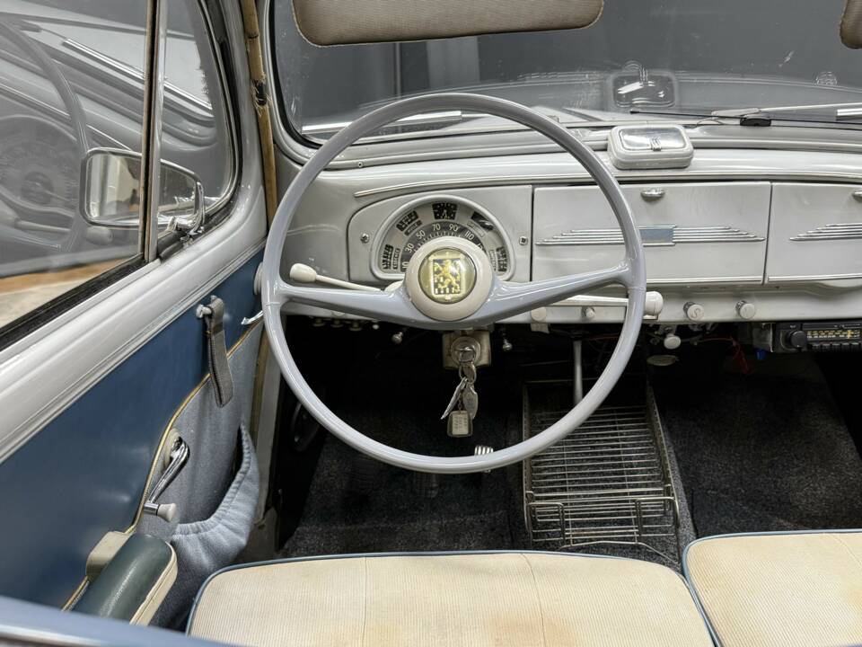 Bild 3/50 von Peugeot 203 C (1960)