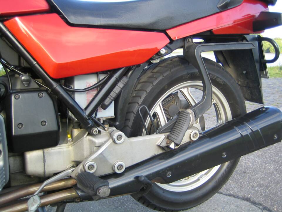 Image 15/16 of BMW K 100 (1984)