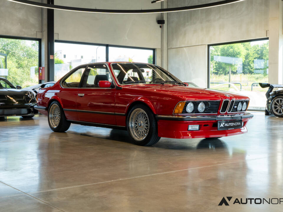 Image 11/51 of BMW M 635 CSi (1985)