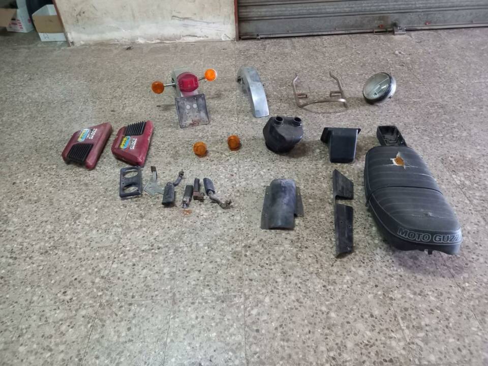 Afbeelding 24/45 van Moto Guzzi DUMMY (1976)