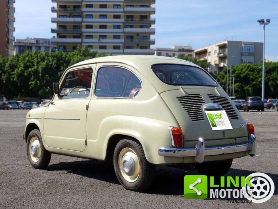 Image 2/10 de FIAT 600 (1958)