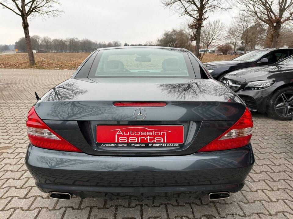 Bild 23/30 von Mercedes-Benz SL 350 (2008)
