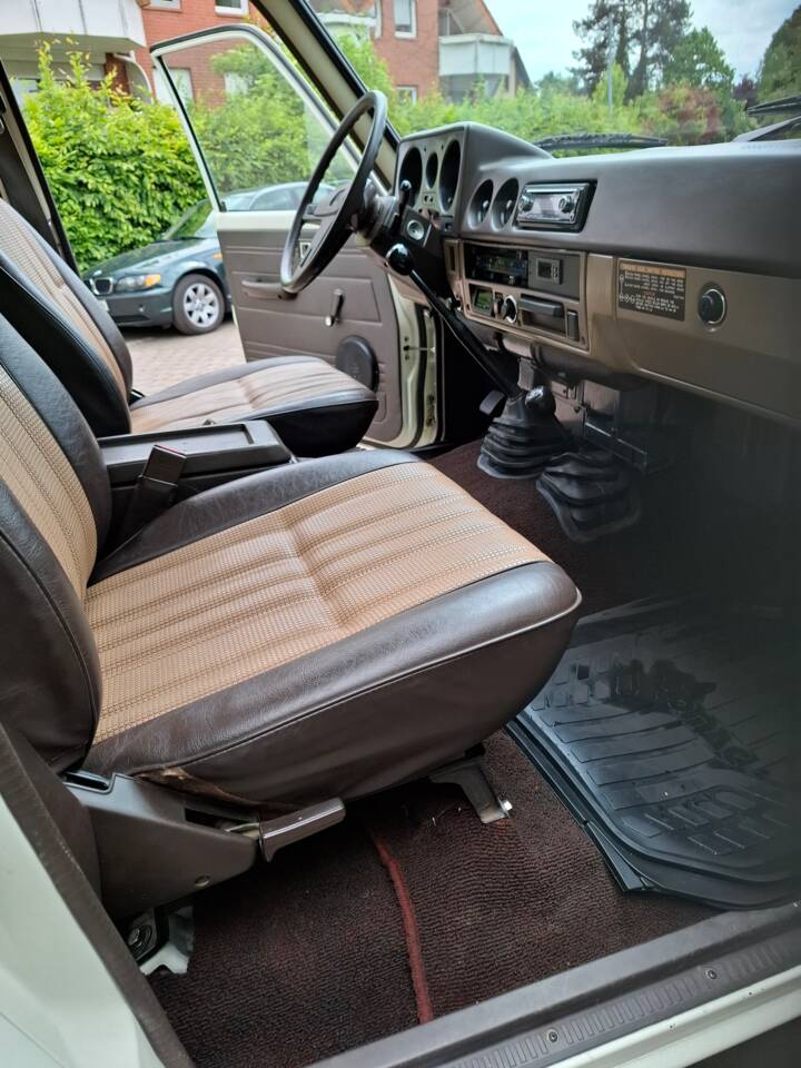 Imagen 13/32 de Toyota Land Cruiser HJ 60 (1986)