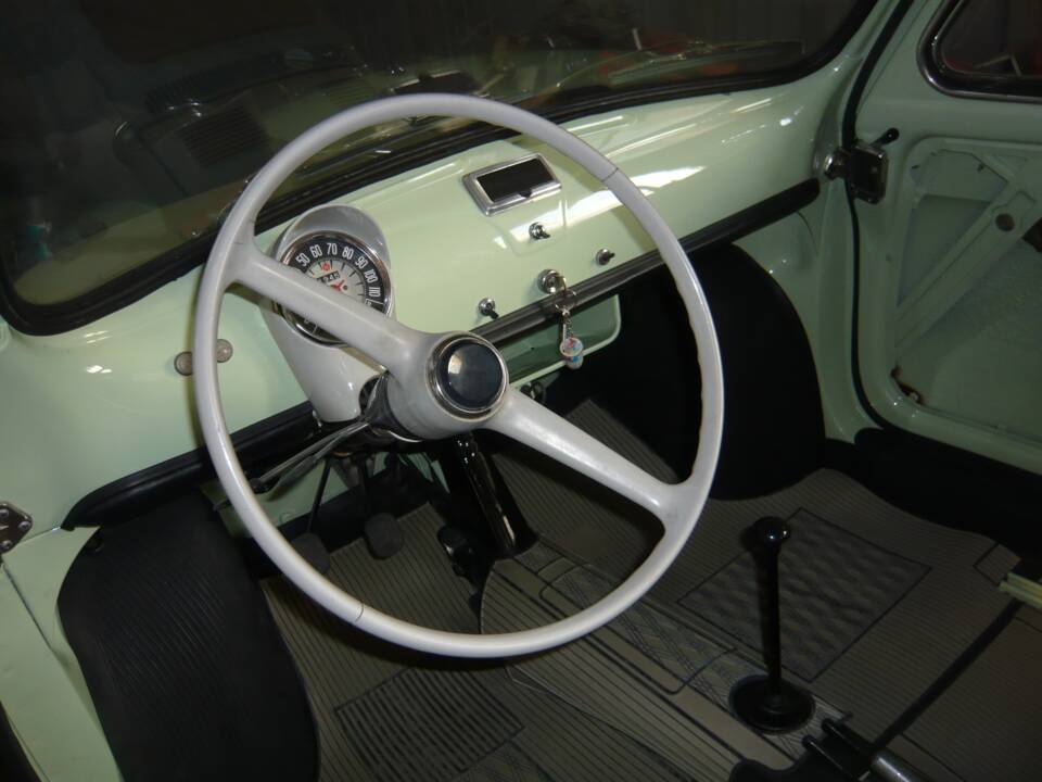 Image 17/27 of FIAT 500 D (1964)