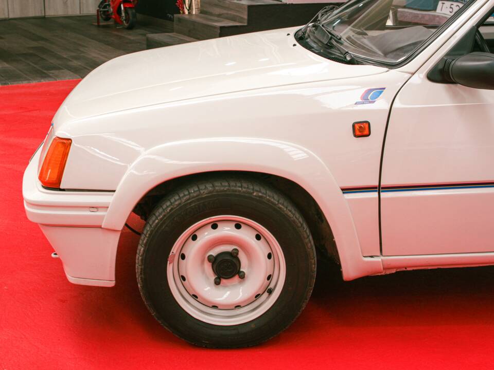 Imagen 7/47 de Peugeot 205 Rallye 1.3 (1989)