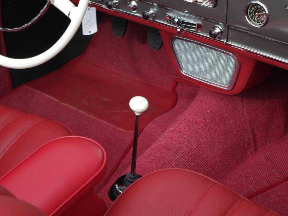 Image 49/50 of Mercedes-Benz 190 SL (1959)