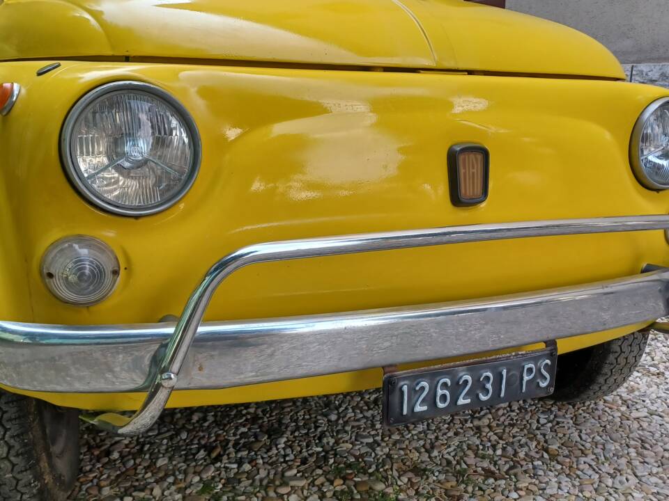 Bild 51/62 von FIAT 500 L (1971)