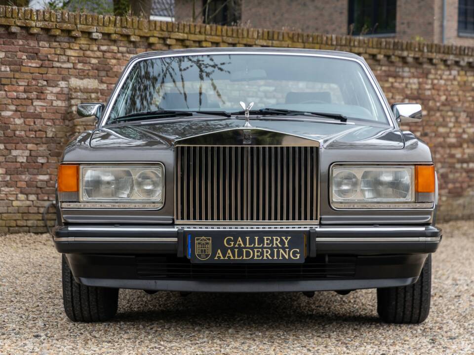 Image 14/50 of Rolls-Royce Silver Spirit (1987)