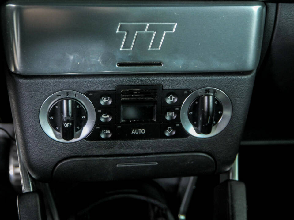 Image 25/50 of Audi TT 1.8 T (1999)