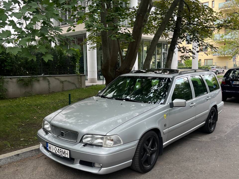 Bild 12/34 von Volvo V70 R AWD (1998)
