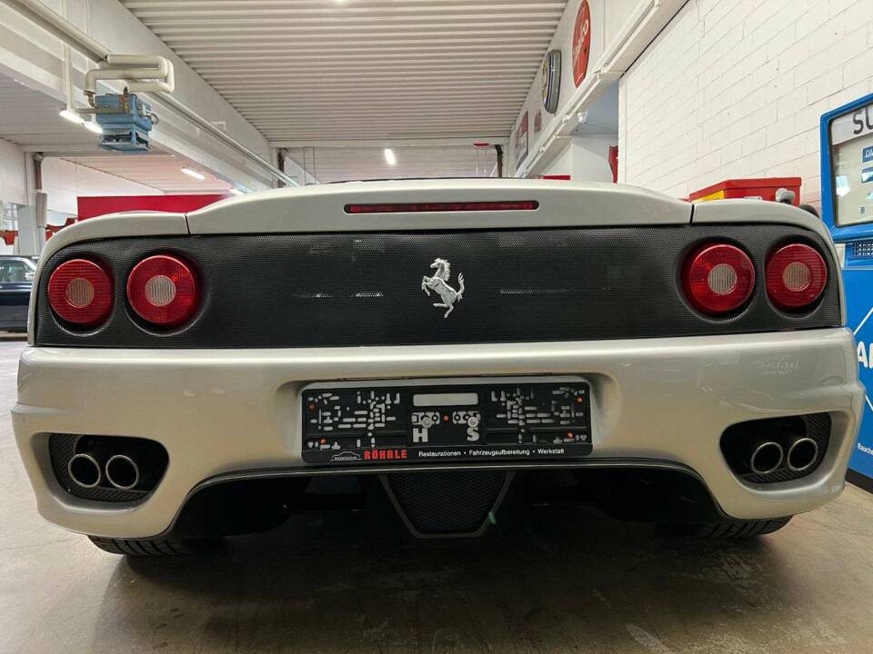 Image 13/16 of Ferrari 360 Spider (2001)