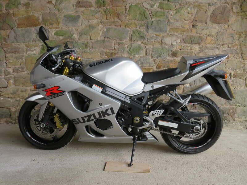 Imagen 2/41 de Suzuki DUMMY (2003)