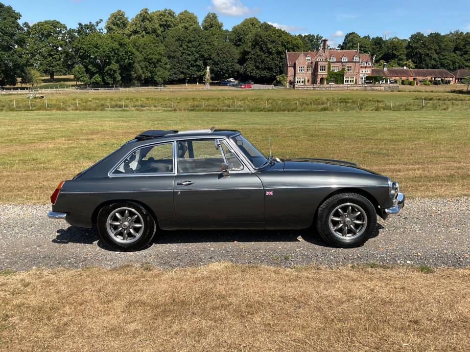 Imagen 2/45 de MG MGB GT (1974)