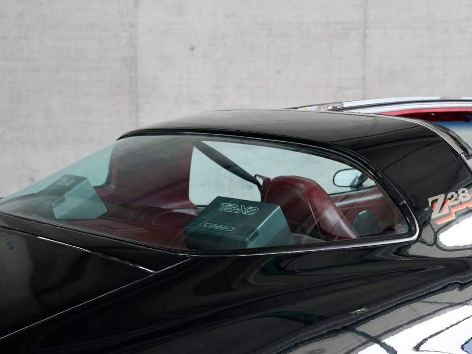 Image 43/50 of Chevrolet Camaro Z28 (1978)