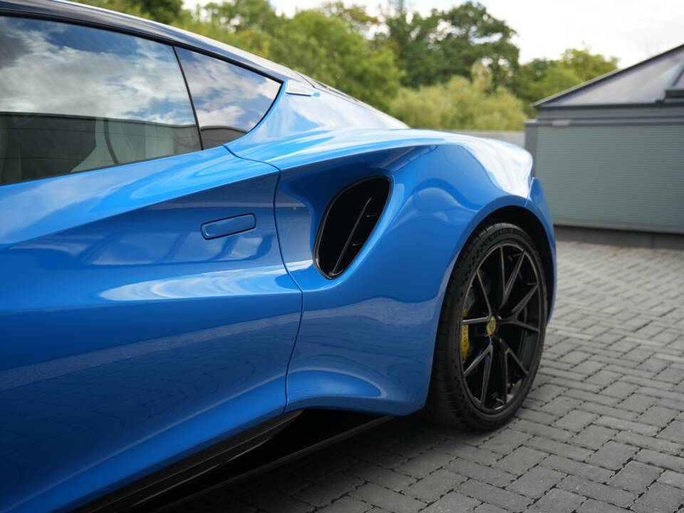 Image 46/50 of Lotus Emira "First Edition" (2022)