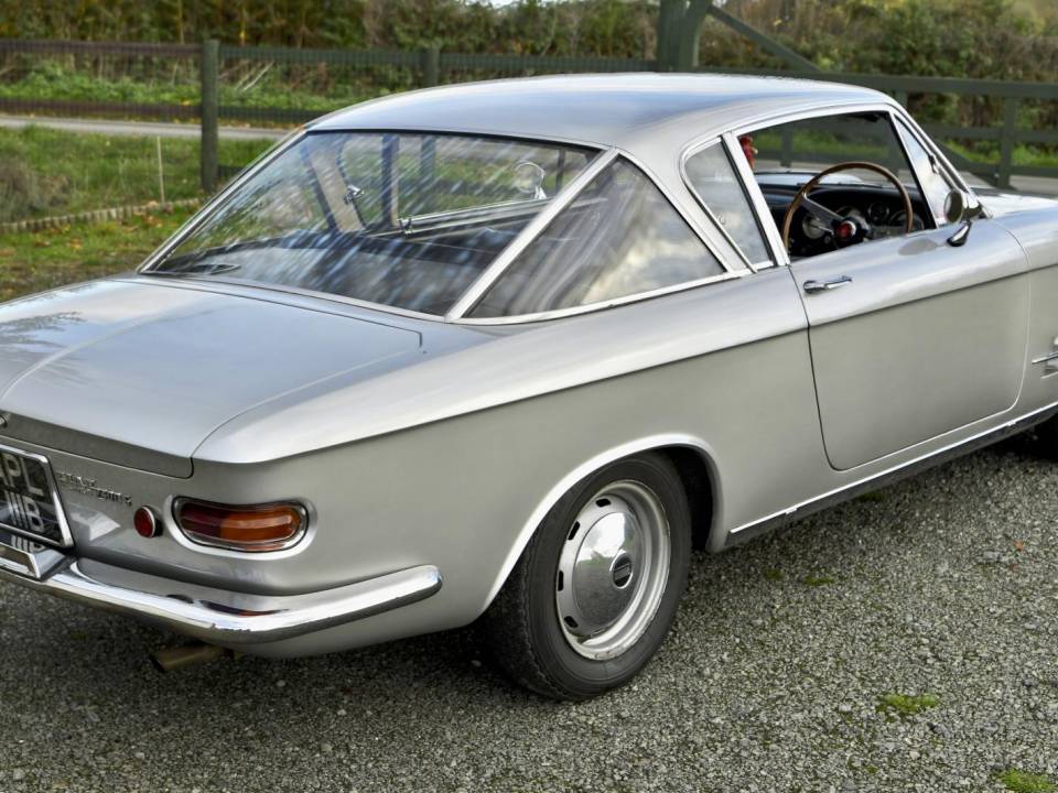 Imagen 10/50 de FIAT 2300 S Coupé (1964)