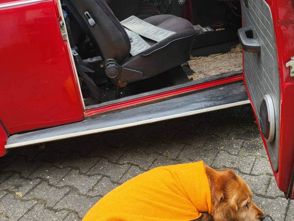 Afbeelding 17/64 van Volkswagen Käfer 1302 (1971)