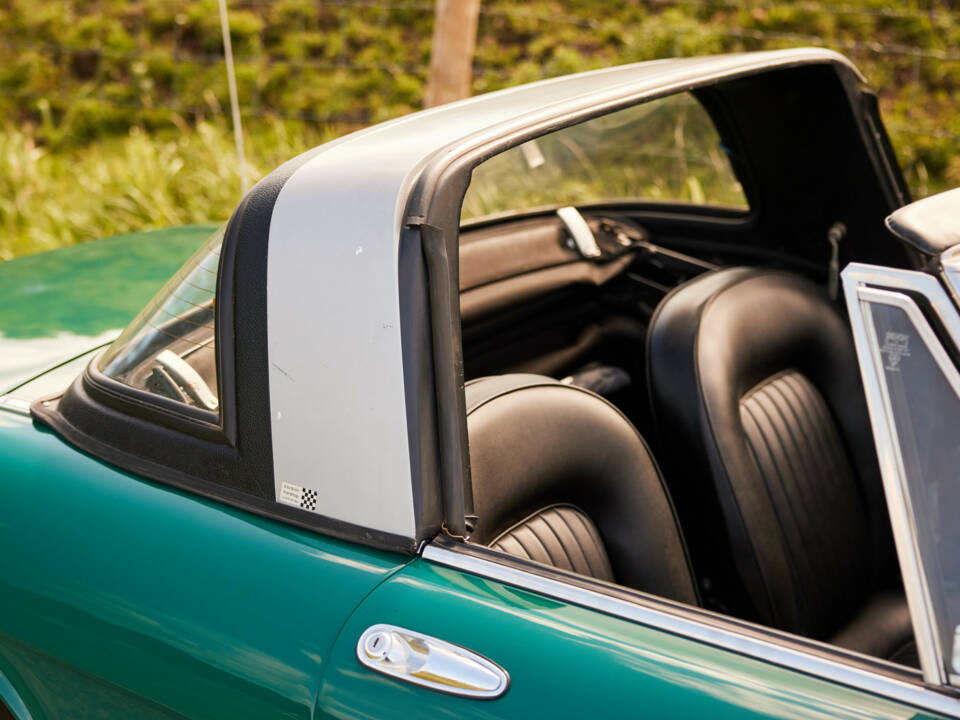 Image 10/50 of Alfa Romeo 2000 Spider Veloce (1979)