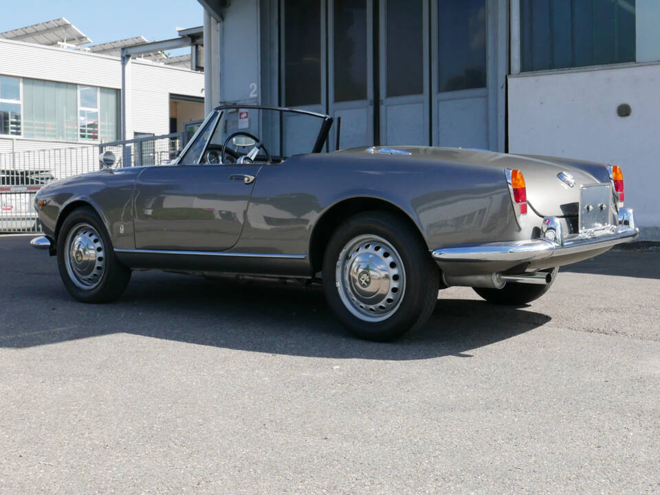 Imagen 6/68 de Alfa Romeo Giulia 1600 Spider (1964)