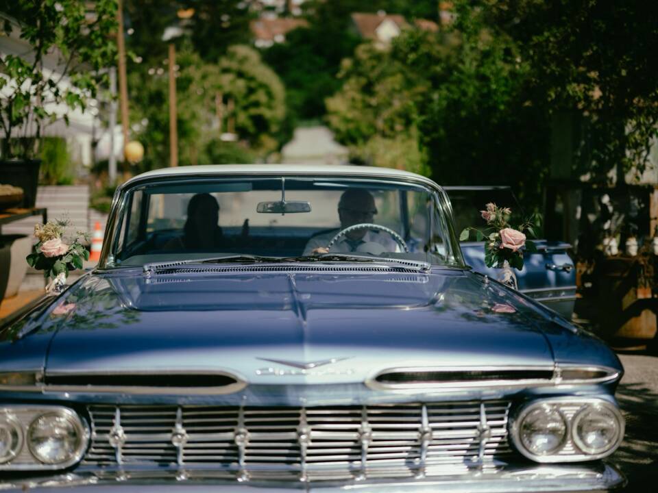 Bild 2/8 von Chevrolet Impala Sport Sedan (1959)