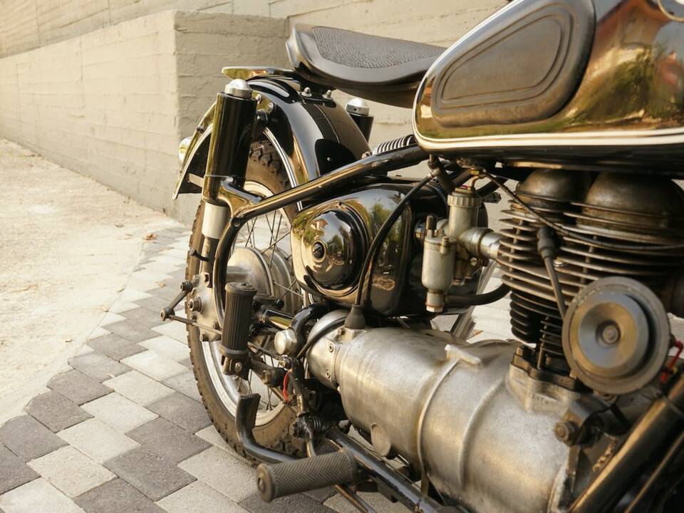 Image 21/66 de BMW DUMMY (1958)