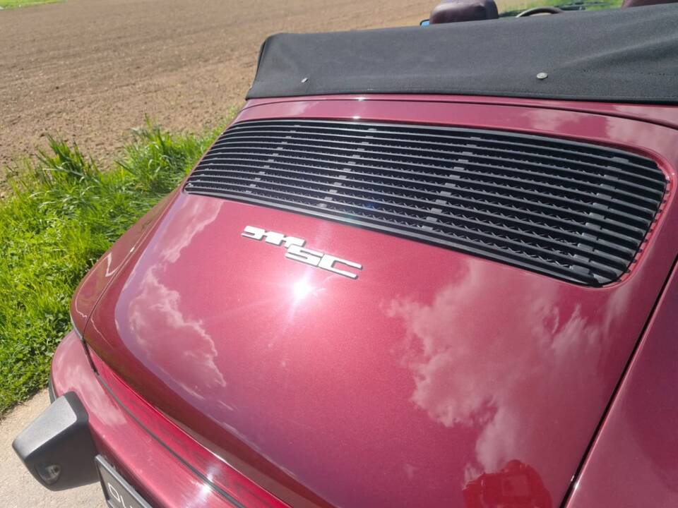 Image 23/25 of Porsche 911 SC 3.0 (1983)