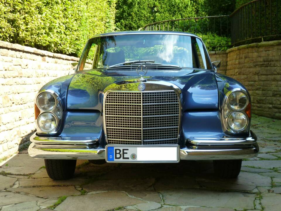 Afbeelding 2/32 van Mercedes-Benz 280 SE (1969)