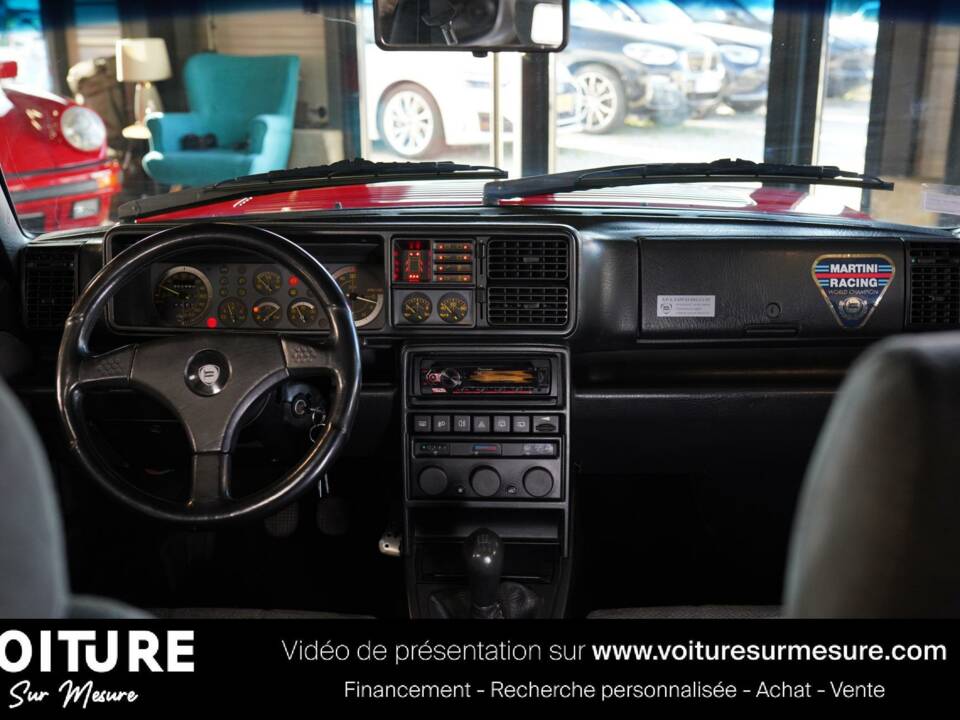 Bild 8/34 von Lancia Delta HF Integrale 16V (1992)